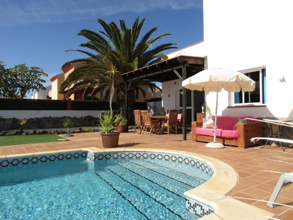 Villa las pergolas corralejo Fuerteventura for Sale 6640045