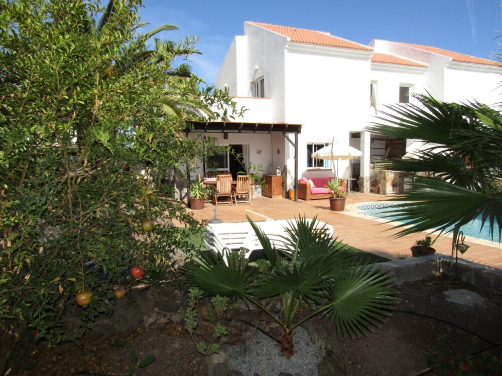 Villa las pergolas corralejo Fuerteventura for Sale 6640047