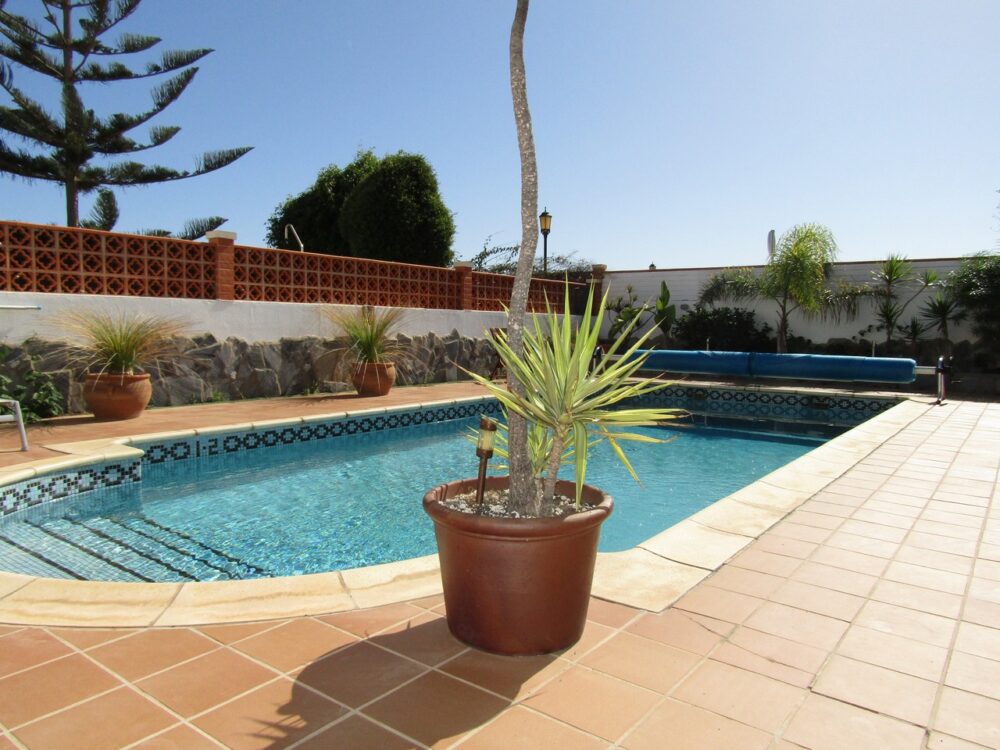 Villa las pergolas corralejo Fuerteventura for Sale 6640049